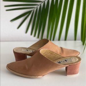 ALIBI Leather Mule Slides with Mid Block Heel in Camel 7.5